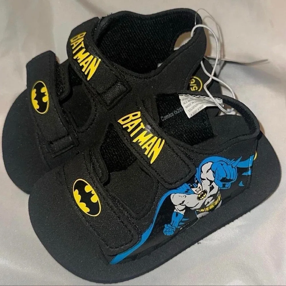Batman Toddler Boys Black Sandals DC Comics Superhero Size 5/6 Hook Loop Straps